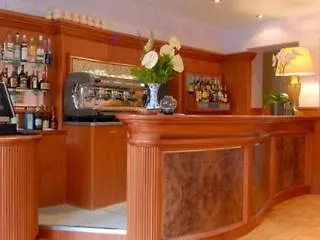 科罗托第三酒店 酒店 切尔诺比奥